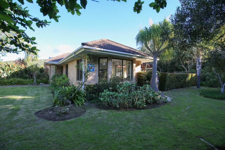 3 Bedroom Property for Sale in Lower Robberg Western Cape